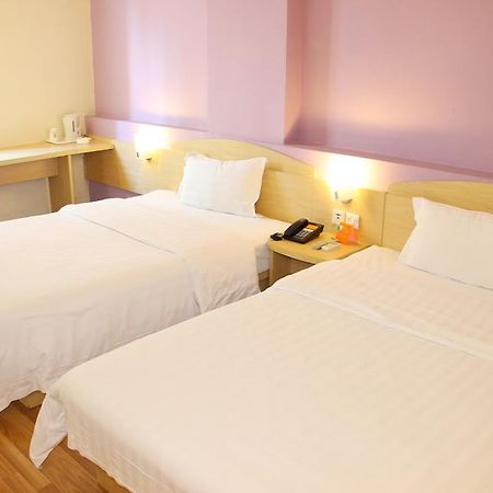 7Days Inn Chongqing Nanping Pedestrian Street Exteriör bild