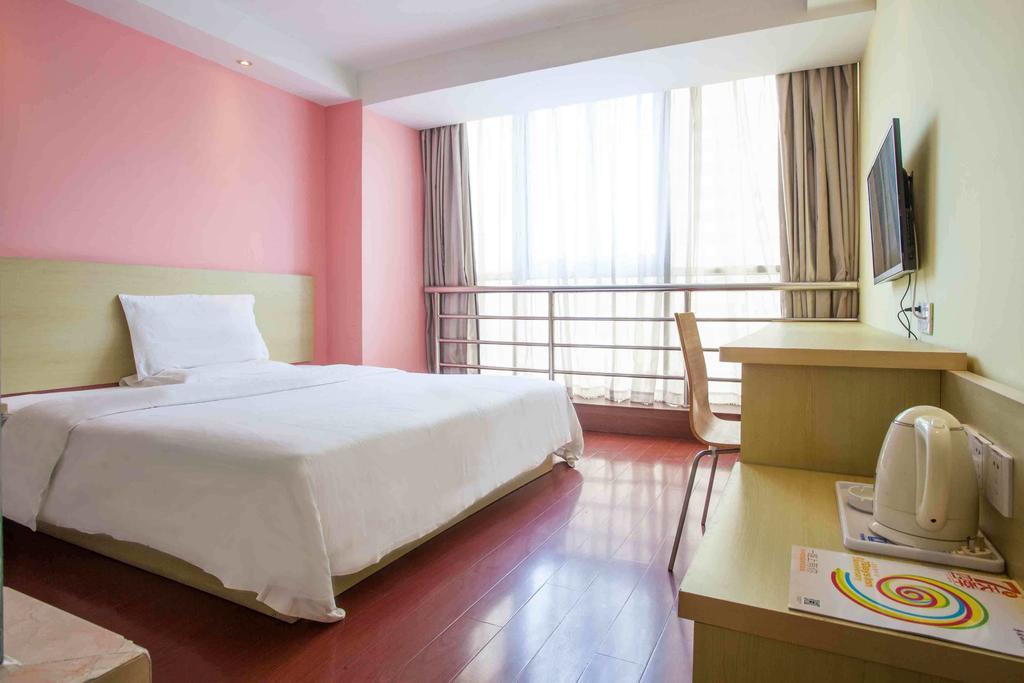 7Days Inn Chongqing Nanping Pedestrian Street Rum bild