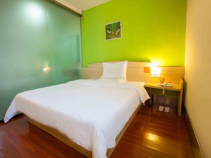 7Days Inn Chongqing Nanping Pedestrian Street Exteriör bild